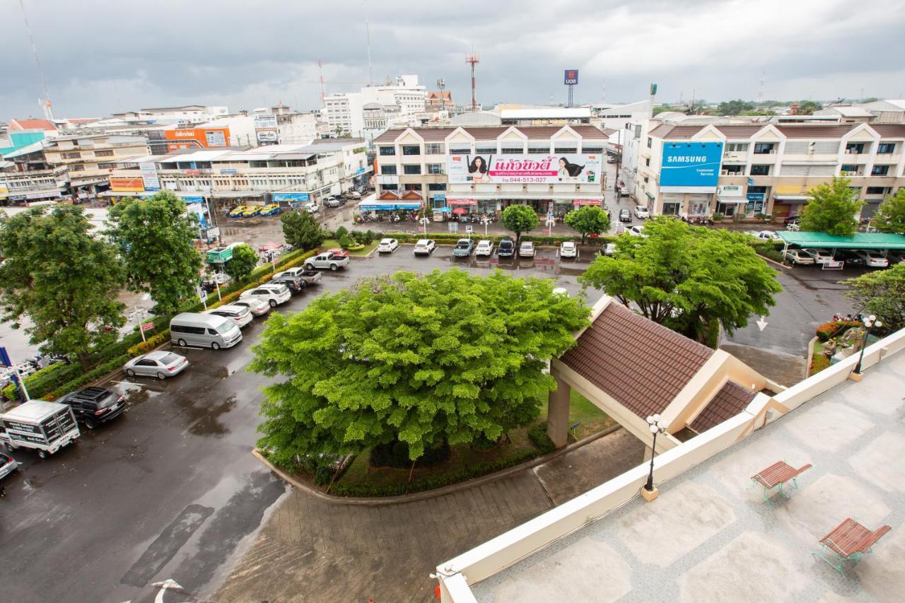 Surin Majestic Hotel Екстериор снимка
